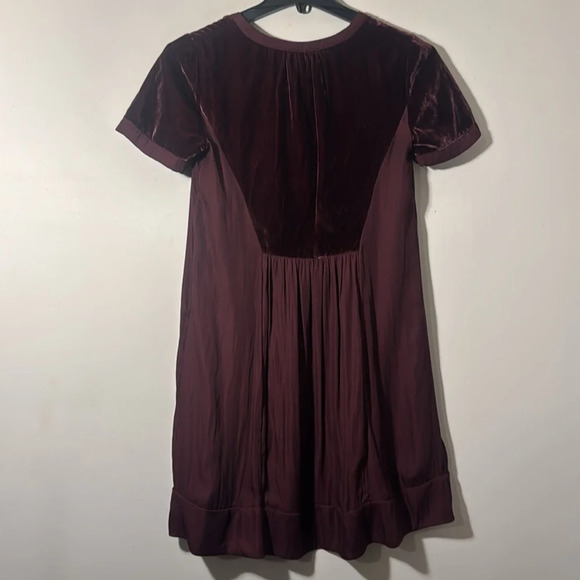 Anthropologie Maeve Ingrid Velvet Dress in Burgundy Size XS - Picture 3 of 4
